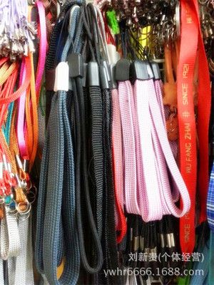 探寻优质鞋服配件的背后故事——从织带到鞋帽辅料，专注挂绳礼品奖牌织带的厂家解密